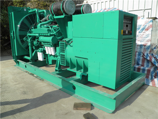 隆回出租发电机 发电机组厂家：柴油发电机组的控制屏的作用是什么？