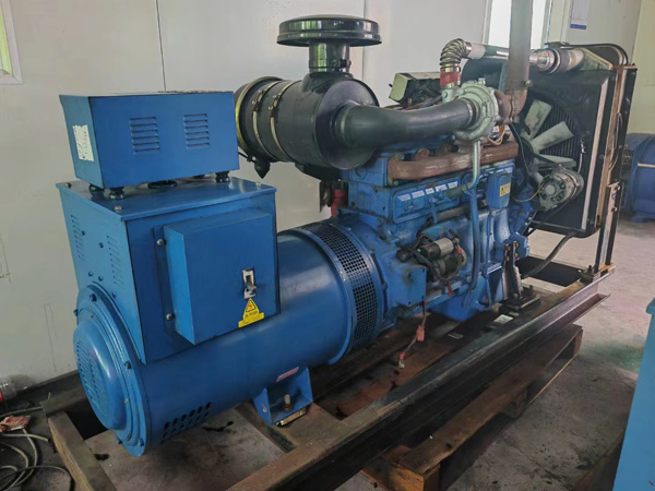 隆回100kW柴油发电机组使用多级机油有哪些优缺点？