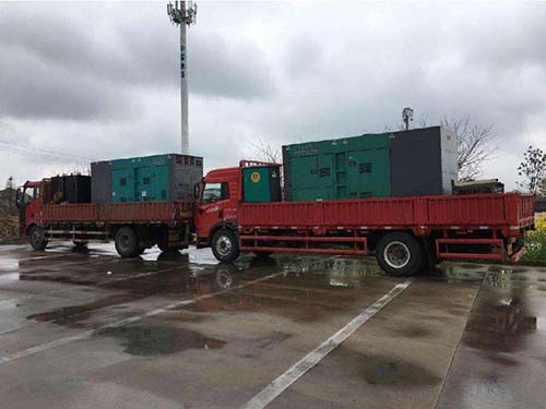 隆回涂抹密封胶后，需要等待多长时间才能安装水冷式机油散热器密封件？